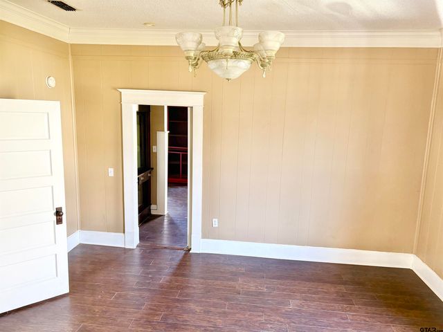 228 N TEXAS, Pittsburg, TX 75686