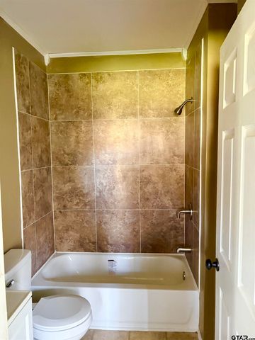 228 N TEXAS, Pittsburg, TX 75686