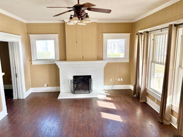 228 N TEXAS, Pittsburg, TX 75686