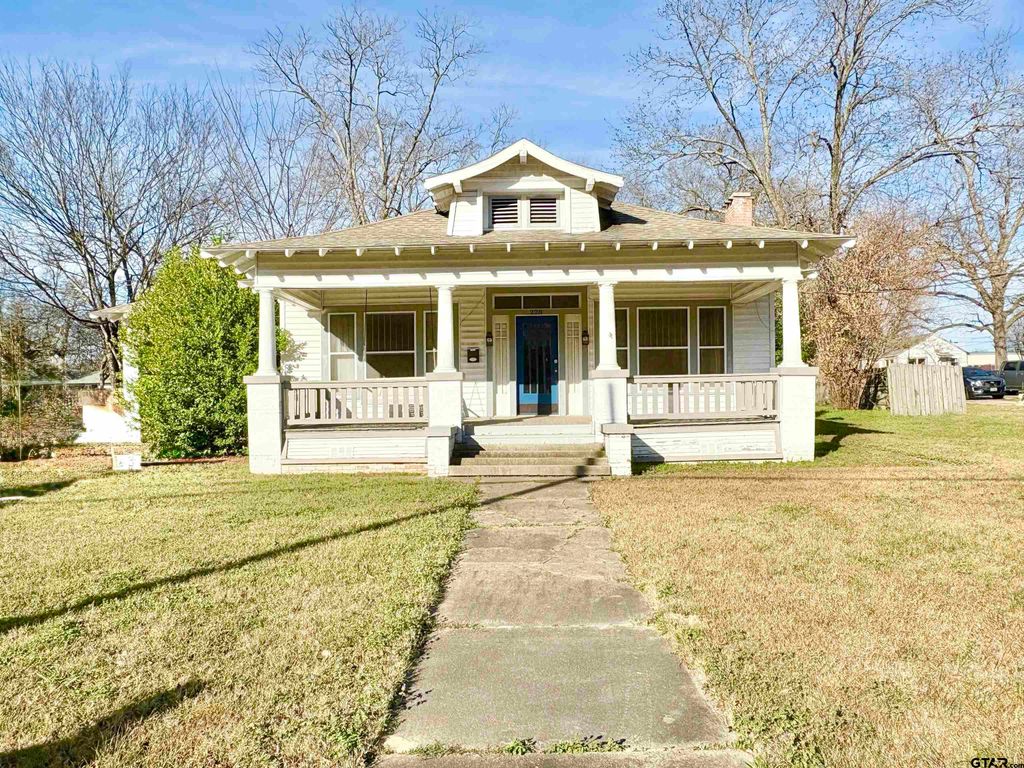 228 N TEXAS, Pittsburg, TX 75686