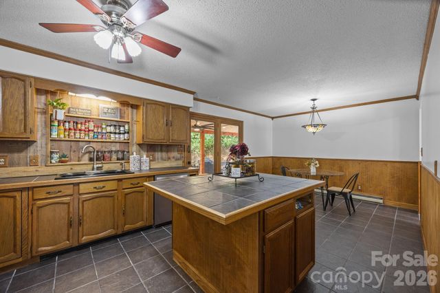 263 Morgan Branch Road 1, Leicester, NC 28748