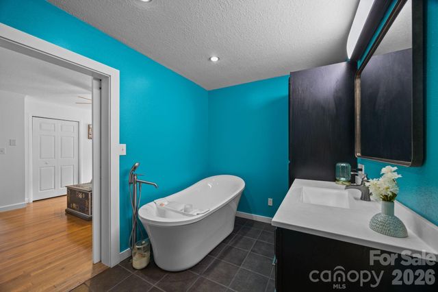 263 Morgan Branch Road 1, Leicester, NC 28748