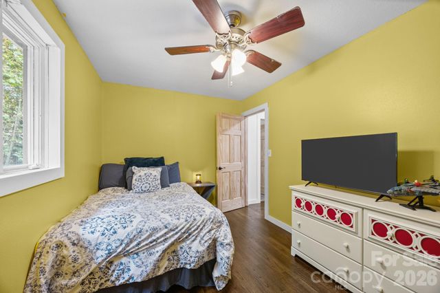 263 Morgan Branch Road 1, Leicester, NC 28748