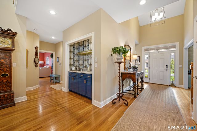 305 Richmond Glen Drive, Cheshire, CT 06410