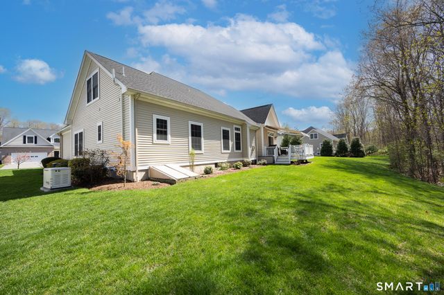 305 Richmond Glen Drive, Cheshire, CT 06410