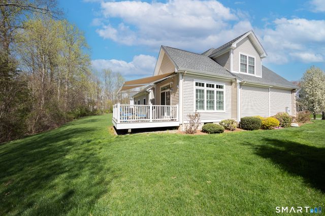 305 Richmond Glen Drive, Cheshire, CT 06410