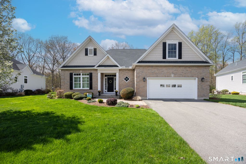 305 Richmond Glen Drive, Cheshire, CT 06410
