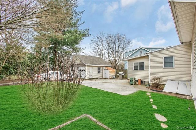 22 Pearl Avenue, West Harrison, NY 10604