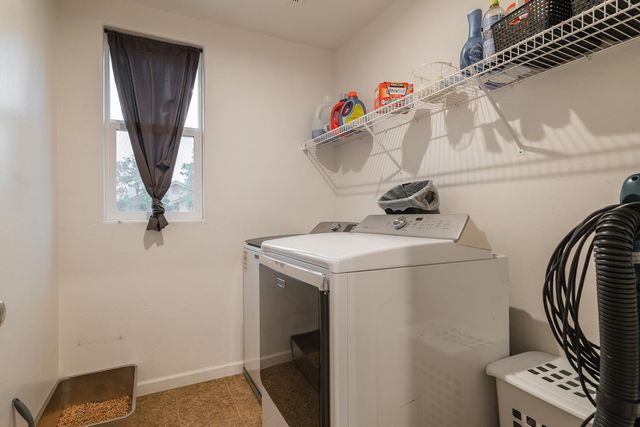 1945 E Gum Avenue, Reedley, CA 93654