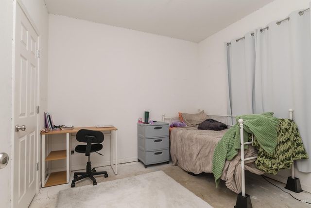 1945 E Gum Avenue, Reedley, CA 93654