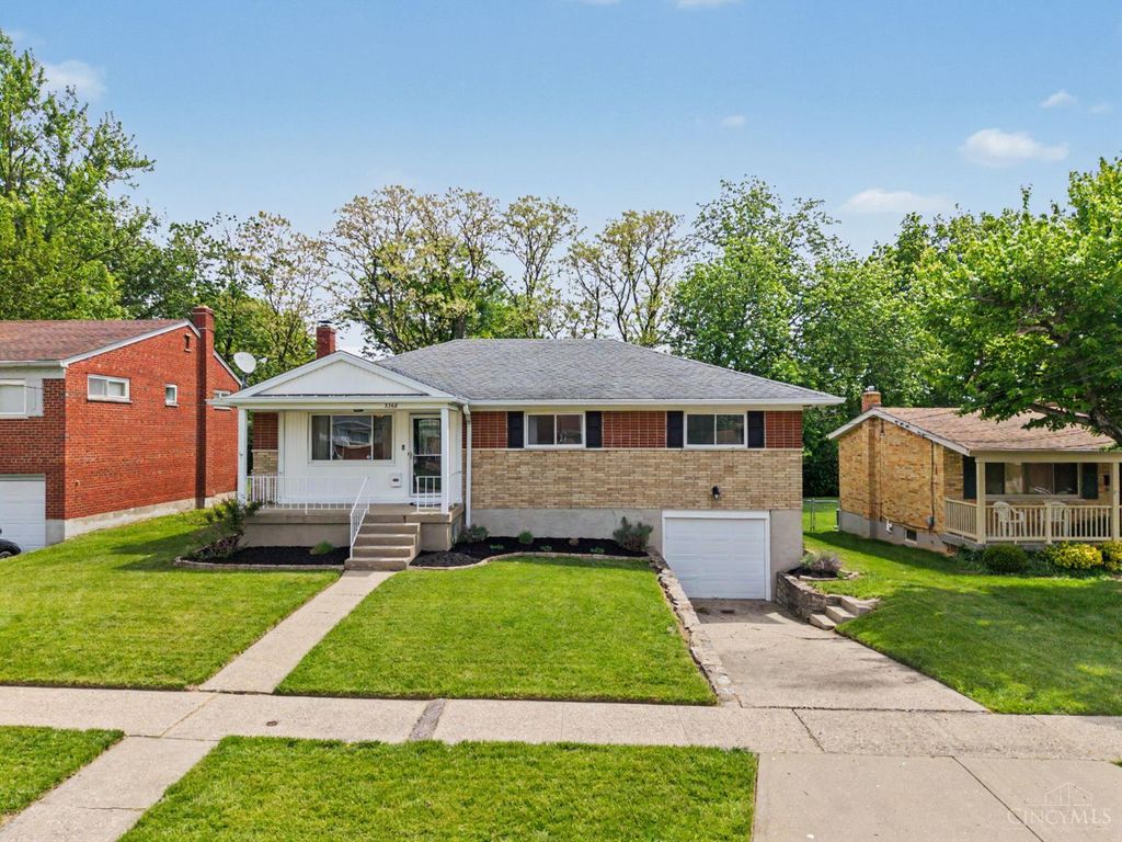 3368 Glenmont Lane, Green Twp, OH 45248