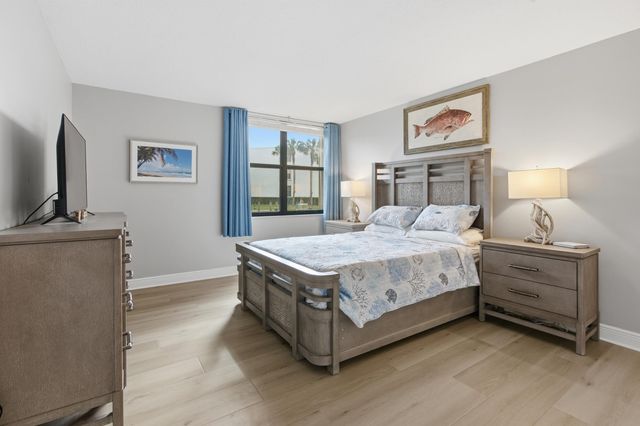 1950 SW Palm City Road 7101, Stuart, FL 34994