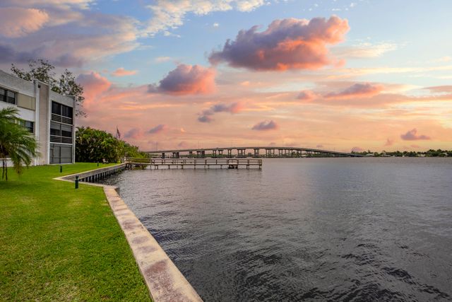 1950 SW Palm City Road 7101, Stuart, FL 34994