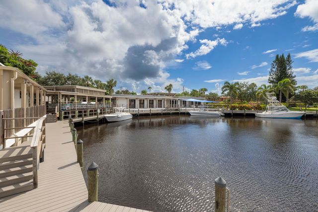 1950 SW Palm City Road 7101, Stuart, FL 34994