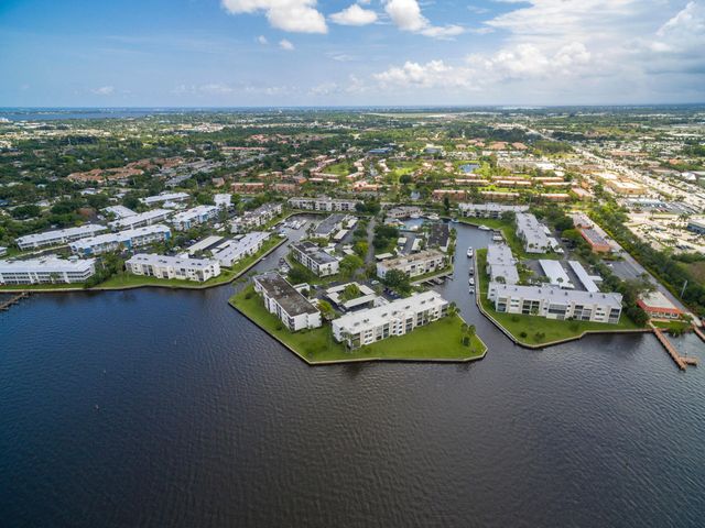 1950 SW Palm City Road 7101, Stuart, FL 34994