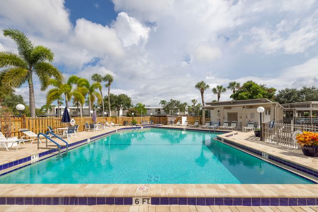 1950 SW Palm City Road 7101, Stuart, FL 34994