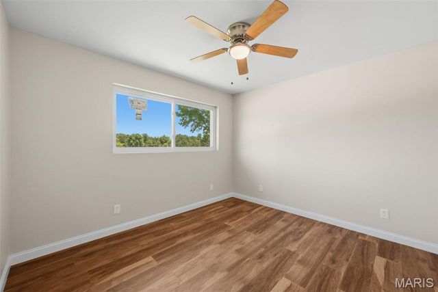 8906 Seneca Avenue, Overland, MO 63114