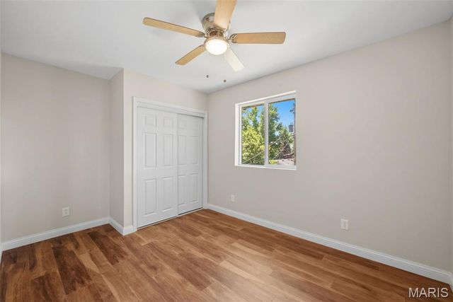 8906 Seneca Avenue, Overland, MO 63114