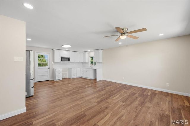 8906 Seneca Avenue, Overland, MO 63114