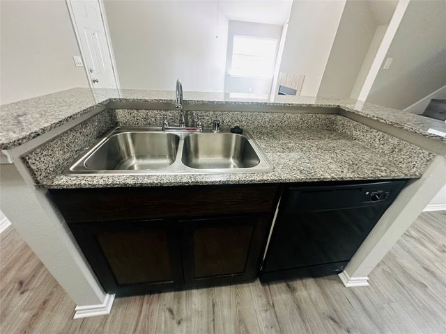 9837 Walnut Street S202, Dallas, TX 75243