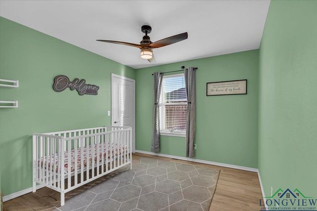 393 Noah Lane, Lindale, TX 75771