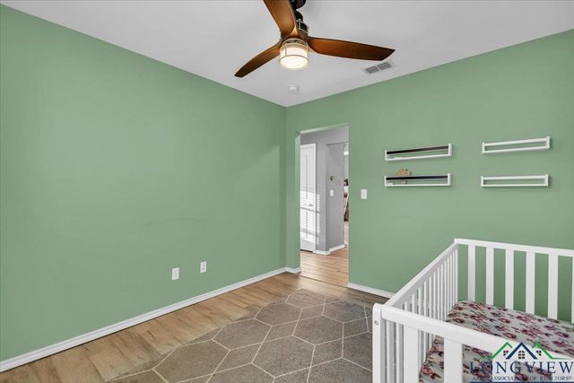 393 Noah Lane, Lindale, TX 75771