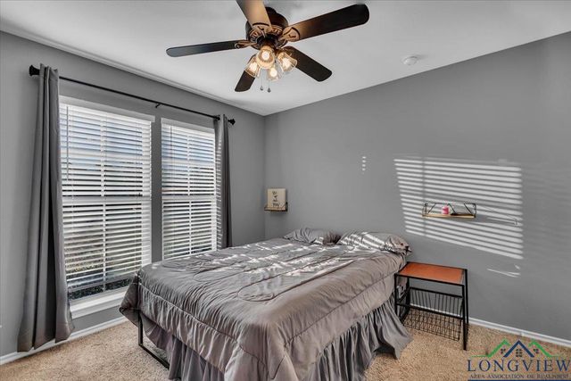 393 Noah Lane, Lindale, TX 75771