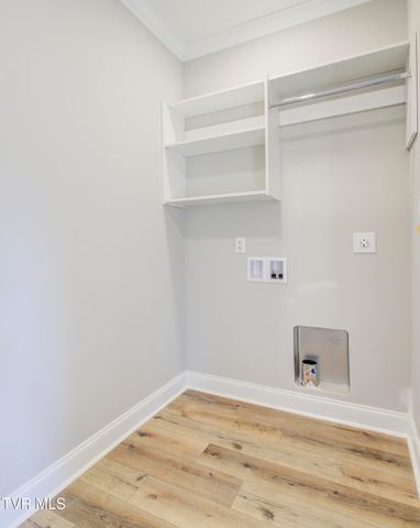 943 Sugar Hollow Road, Piney Flats, TN 37686