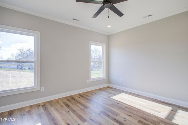 943 Sugar Hollow Road, Piney Flats, TN 37686