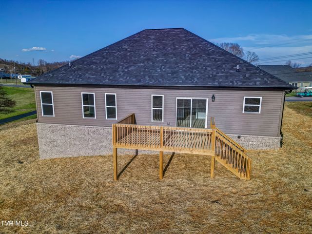 943 Sugar Hollow Road, Piney Flats, TN 37686