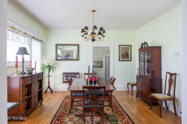 103 W Pleasant Street, Roseboro, NC 28382