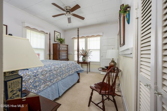 103 W Pleasant Street, Roseboro, NC 28382