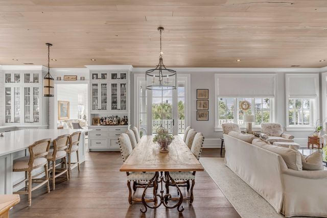 1605 Bernier Cmns, Johns Island, SC 29455