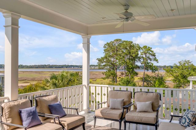 1605 Bernier Cmns, Johns Island, SC 29455