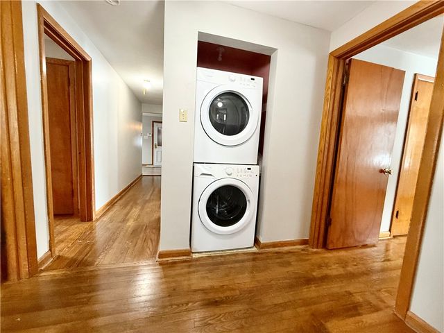 332 E Maitland Ln, Neshannock Twp, PA 16105