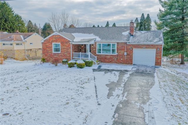 332 E Maitland Ln, Neshannock Twp, PA 16105