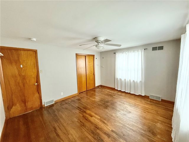 332 E Maitland Ln, Neshannock Twp, PA 16105