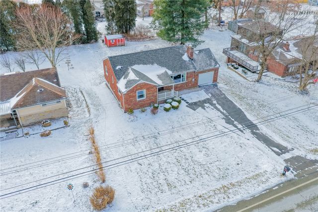 332 E Maitland Ln, Neshannock Twp, PA 16105