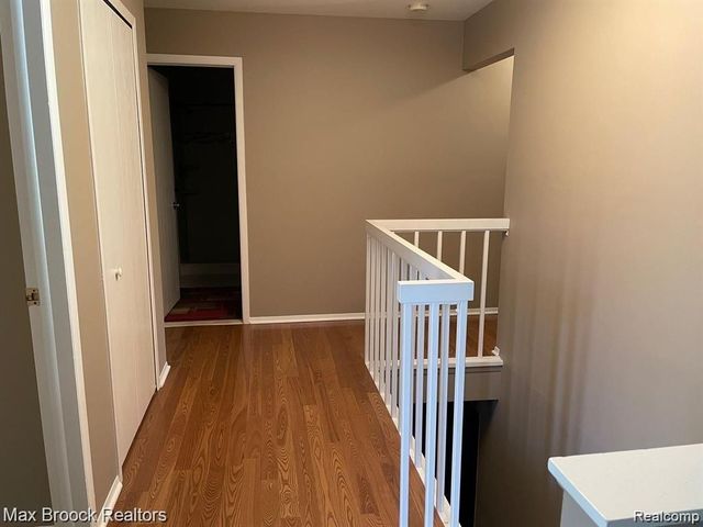 4585 Laurel Club Circle, West Bloomfield, MI 48323