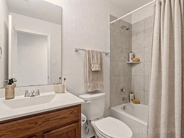 128 Dylan DR, San Marcos, TX 78666