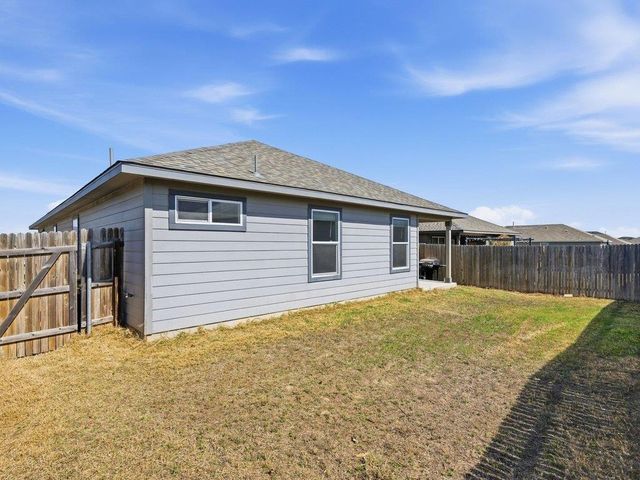 128 Dylan DR, San Marcos, TX 78666