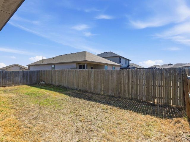 128 Dylan DR, San Marcos, TX 78666