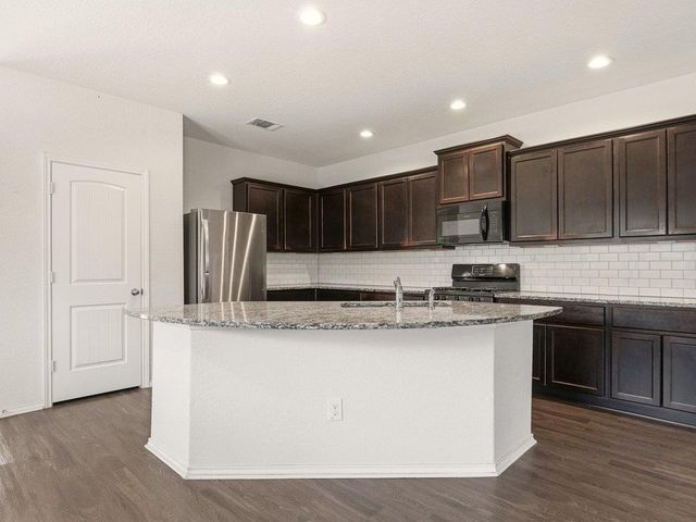 128 Dylan DR, San Marcos, TX 78666