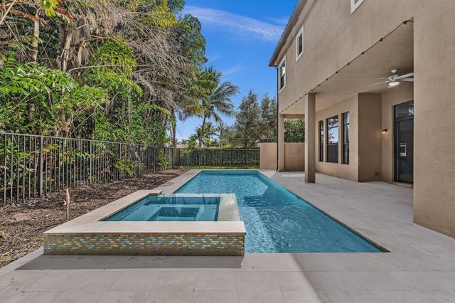 8527 LEWIS RIVER Road, Delray Beach, FL 33446
