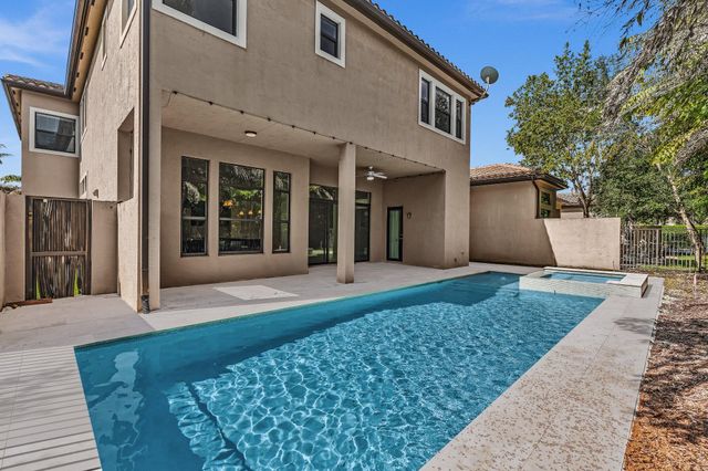 8527 LEWIS RIVER Road, Delray Beach, FL 33446