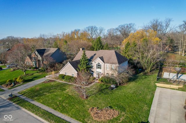 11382 Royal Place, Carmel, IN 46032