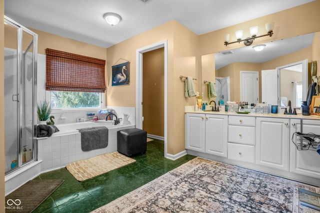 11382 Royal Place, Carmel, IN 46032