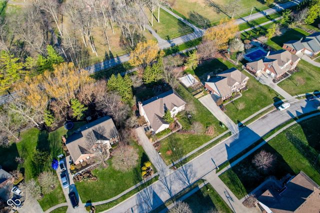 11382 Royal Place, Carmel, IN 46032