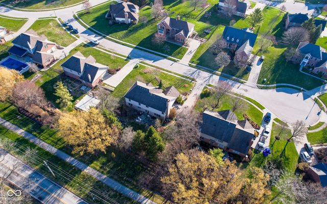 11382 Royal Place, Carmel, IN 46032