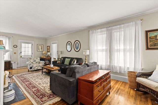 53 Ashland St, Taunton, MA 02780